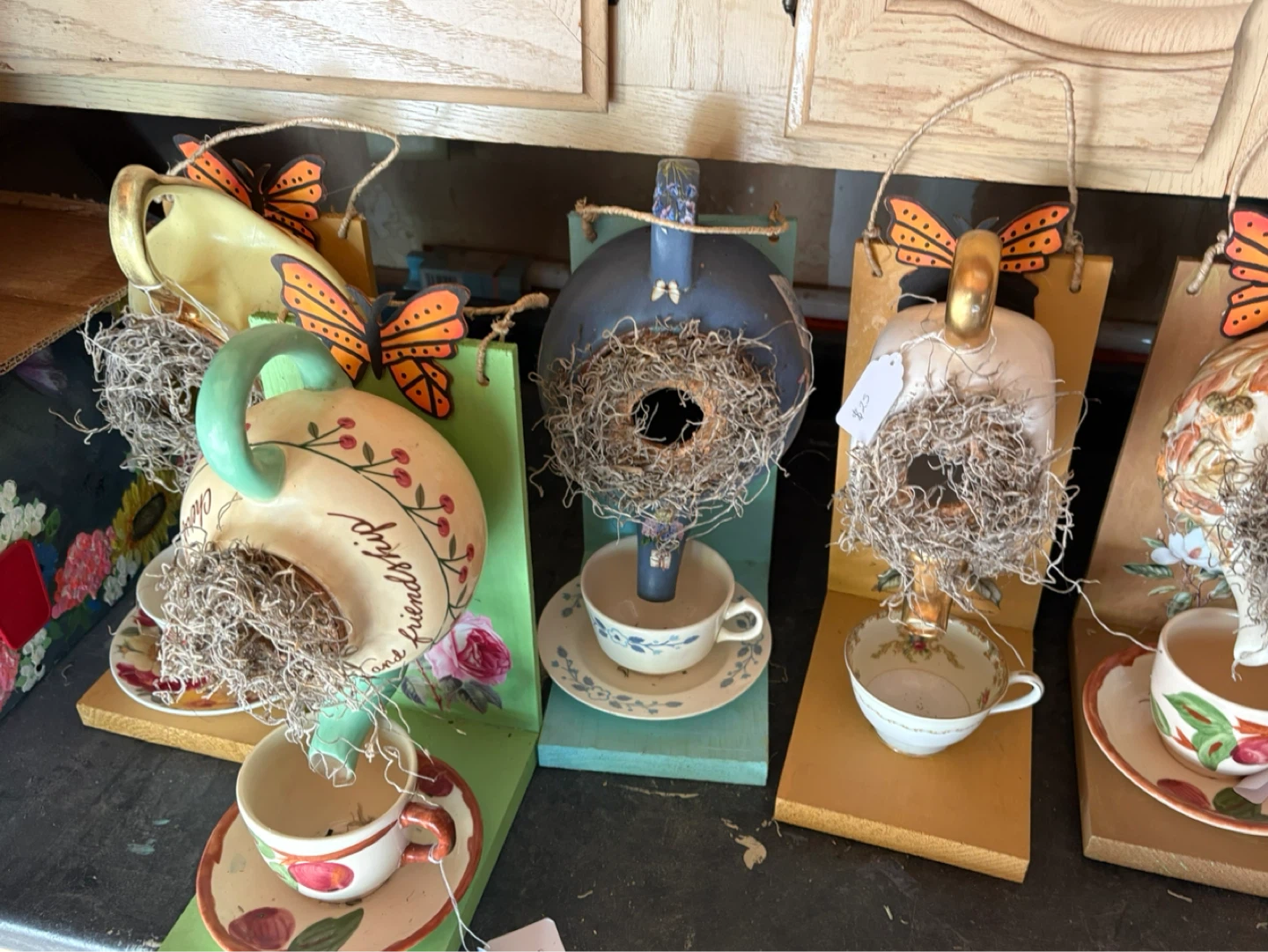 Teacup Birdhouse Garden Decor Set - photo 3