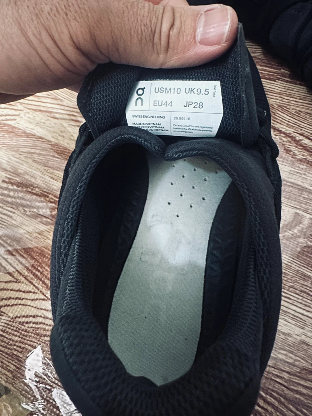 On Running CloudTec Shoes - Men's Size 9.5 - photo 3