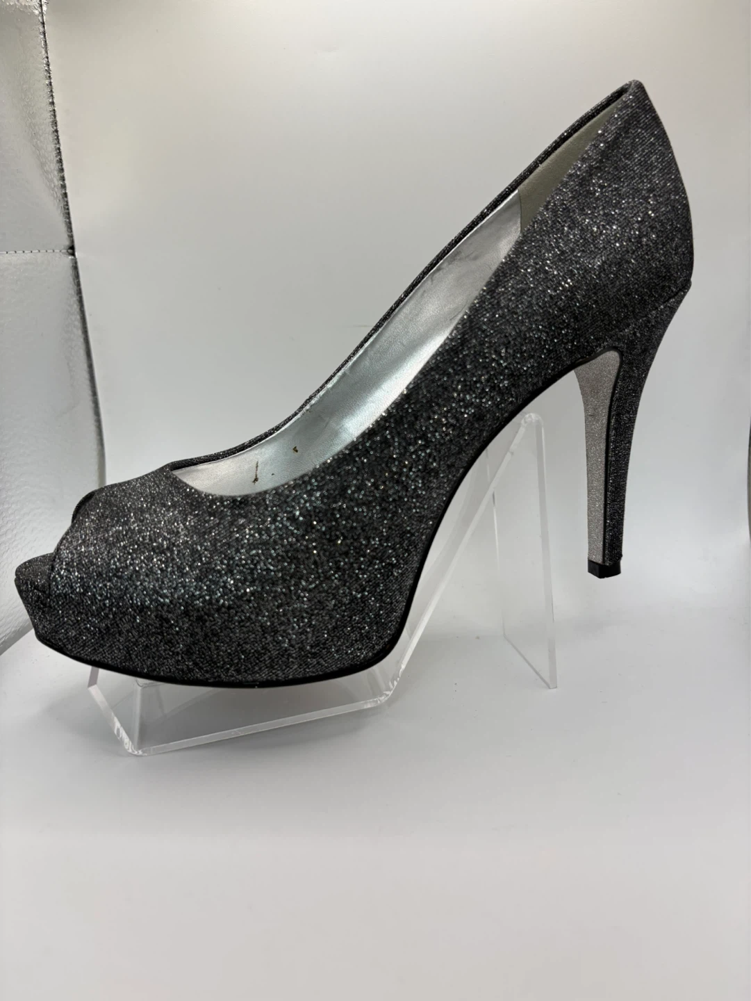 7.5 - Nine West Women's Glitter Peep-Toe Heels - photo 4