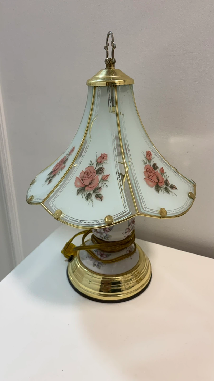 Vintage Rose Floral Table Lamp - photo 2