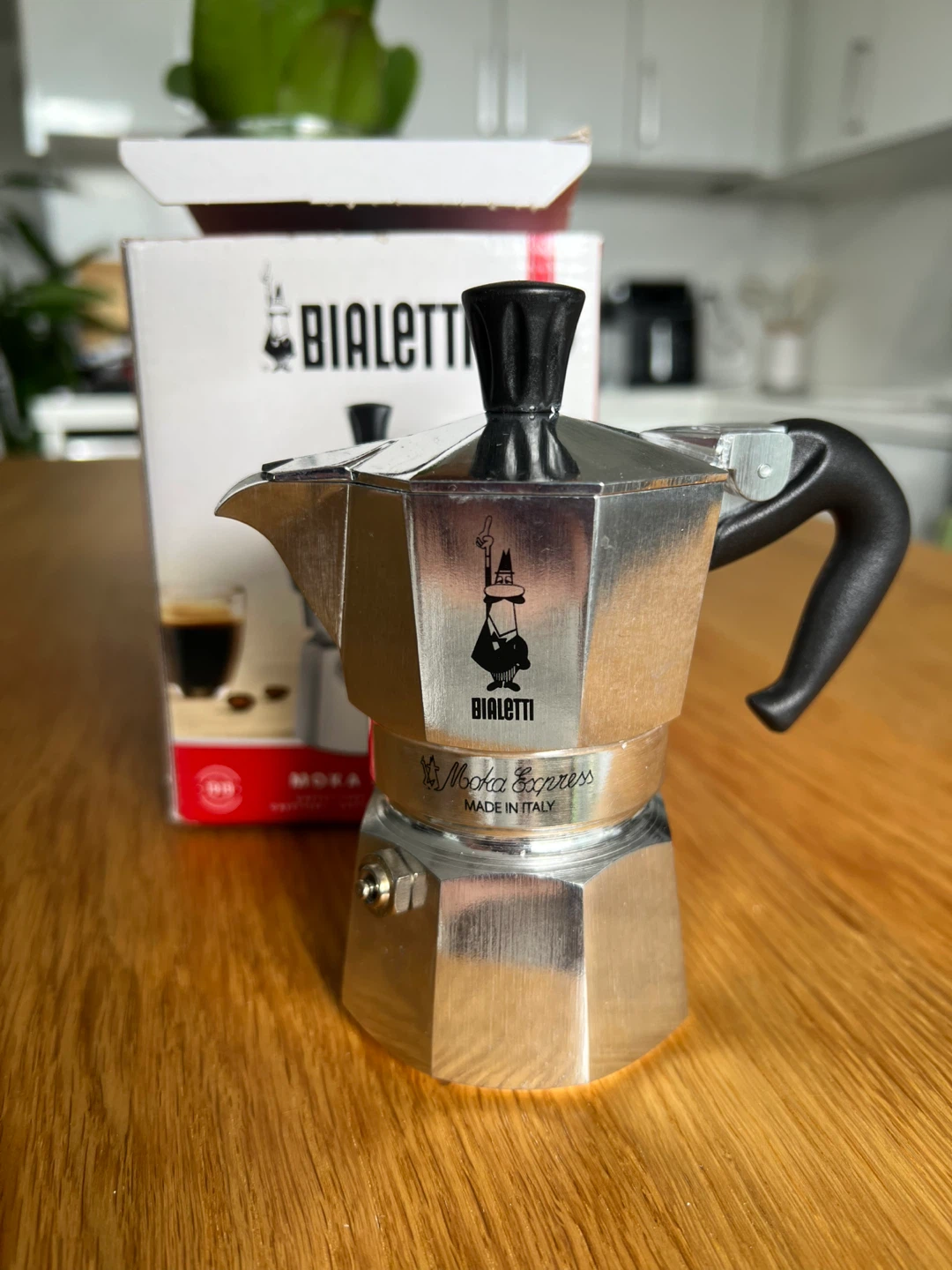 Bialetti Moka Express Espresso Maker