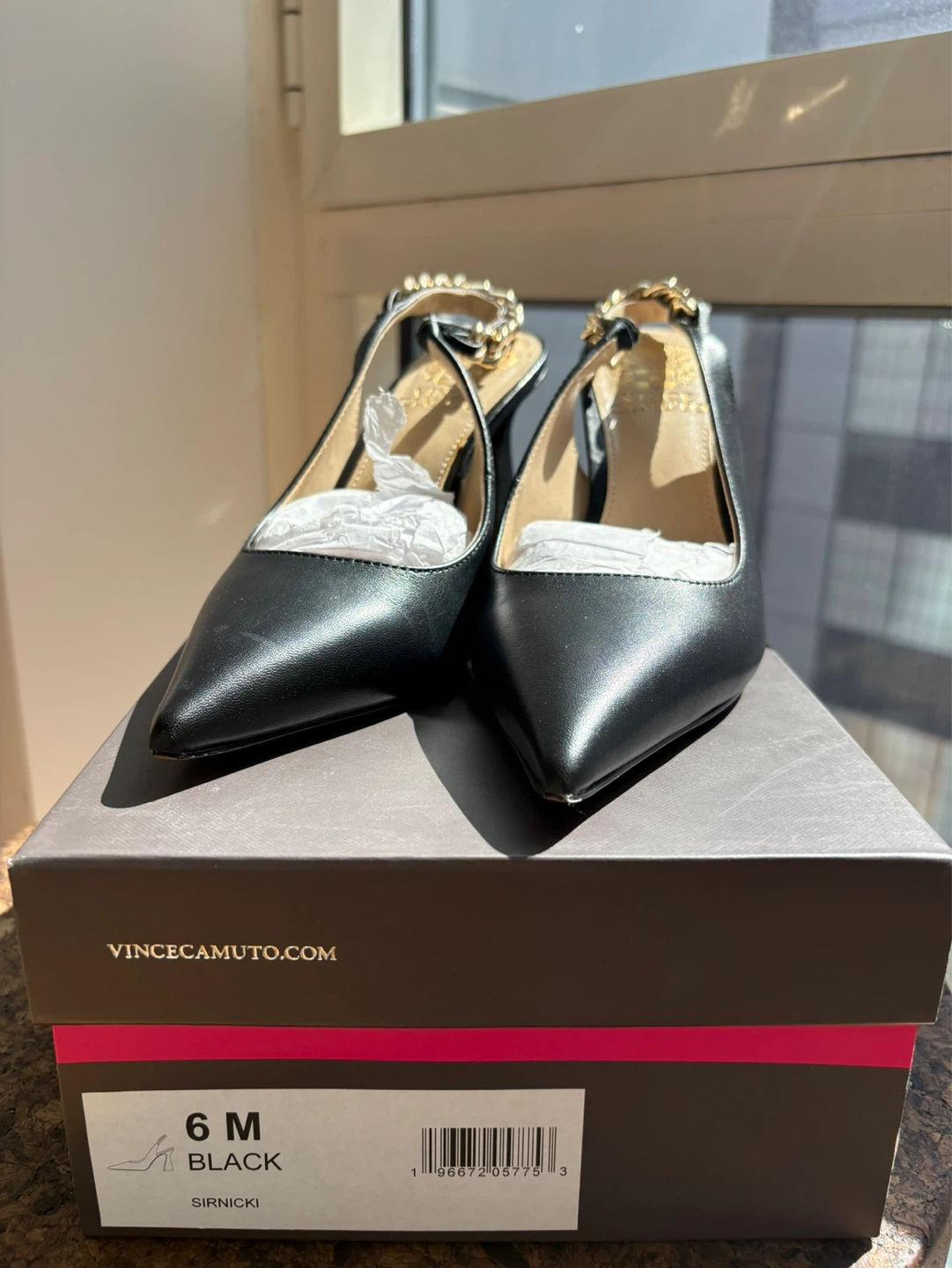 Vince Camuto Black  Heels with Gold Chain Accent - Size 6M - photo 3