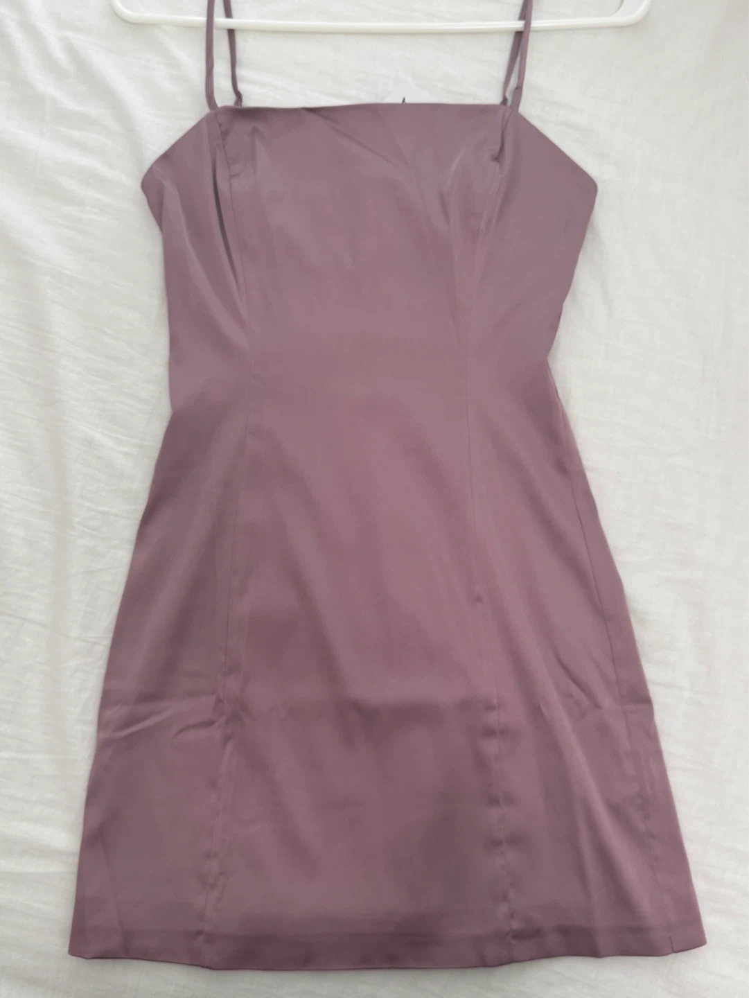 aritzia sunday best shimmer satin dress