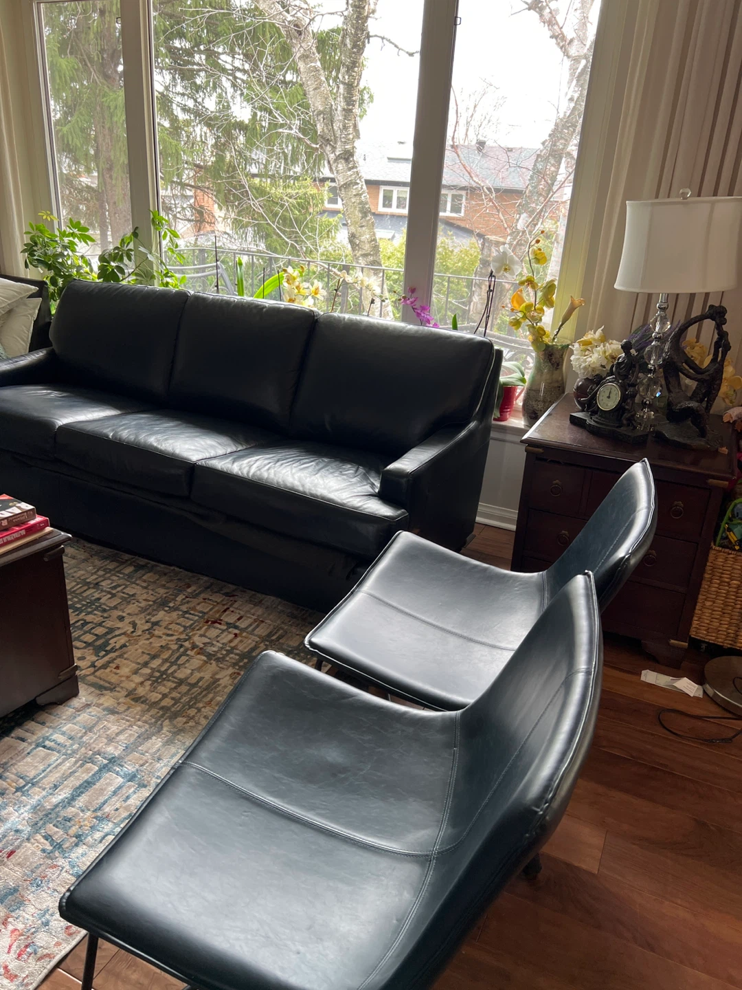 Pair of Dark Blue Faux Leather Accent Chairs - photo 5