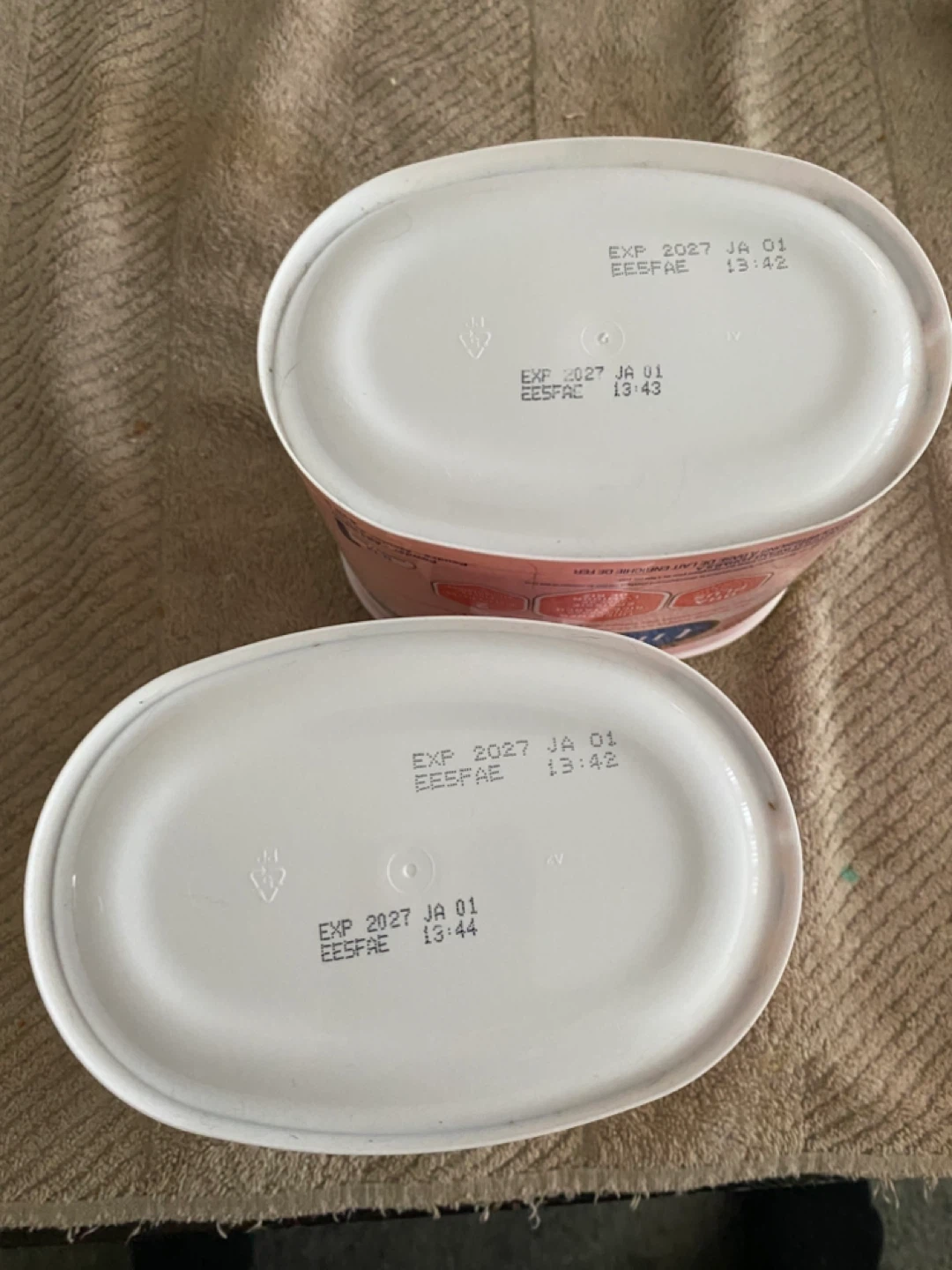 2- DOUBLE SEALED 629 GM TUBS BABY FORMULA 0-12 MONTHS - photo 3