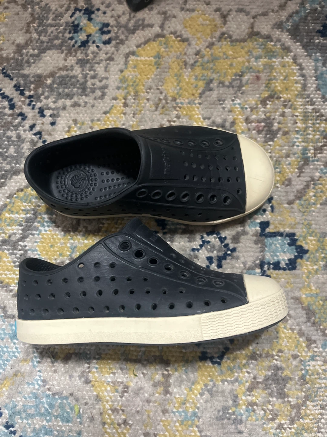 Native Shoes Jefferson - Navy colour - size C9