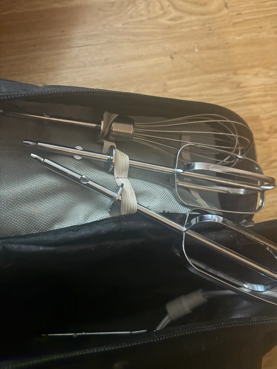 Oster Hand Mixer with Beaters and Whisk - photo 3