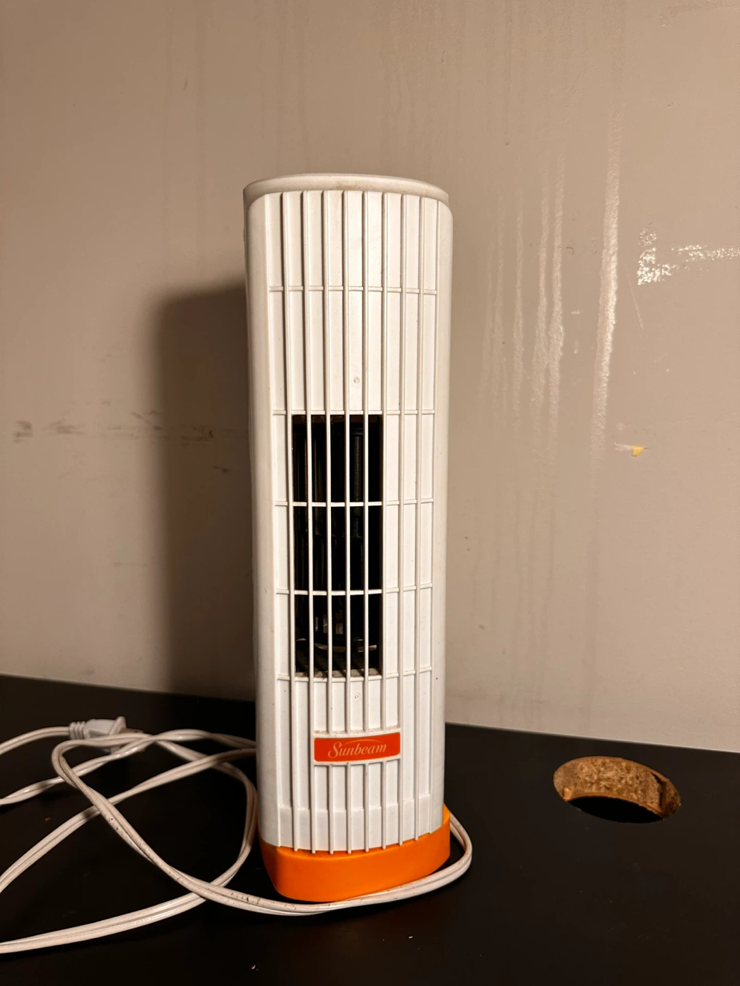 Sunbeam Tower Fan - photo 2