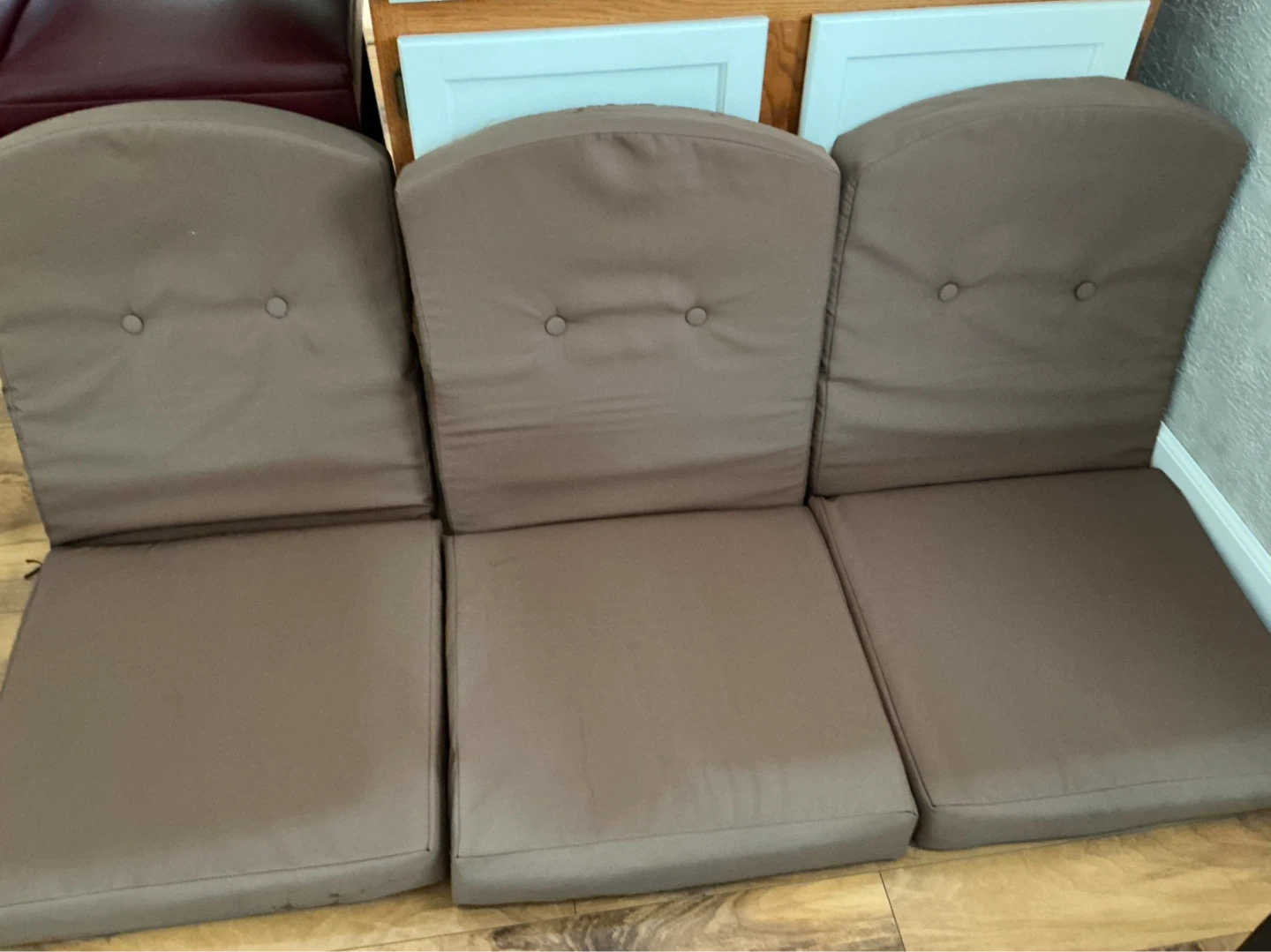 Outdoor cushions for 3 person swing. Or individual chairs