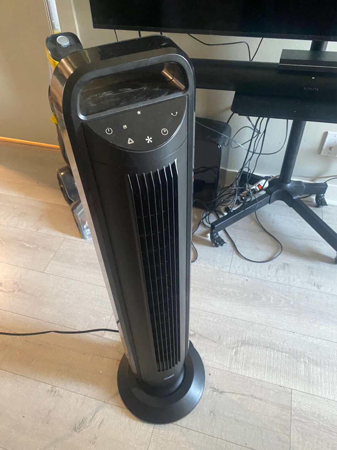 Seville Classics Black Tower Fan with Remote - photo 4