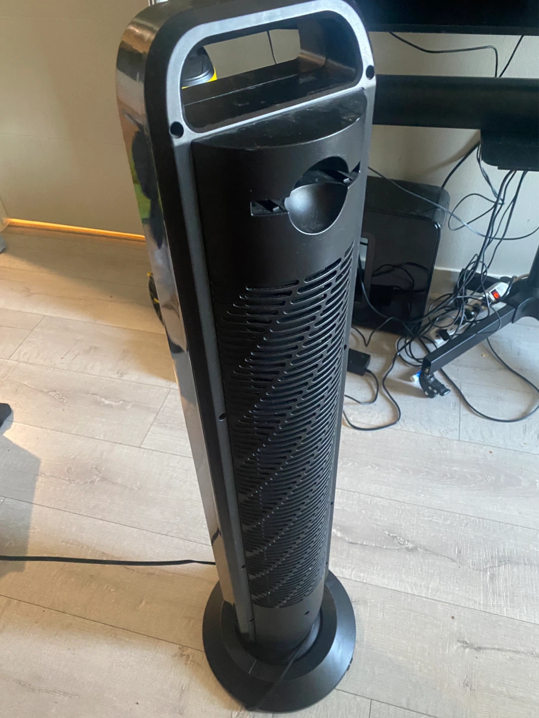 Seville Classics Black Tower Fan with Remote - photo 3