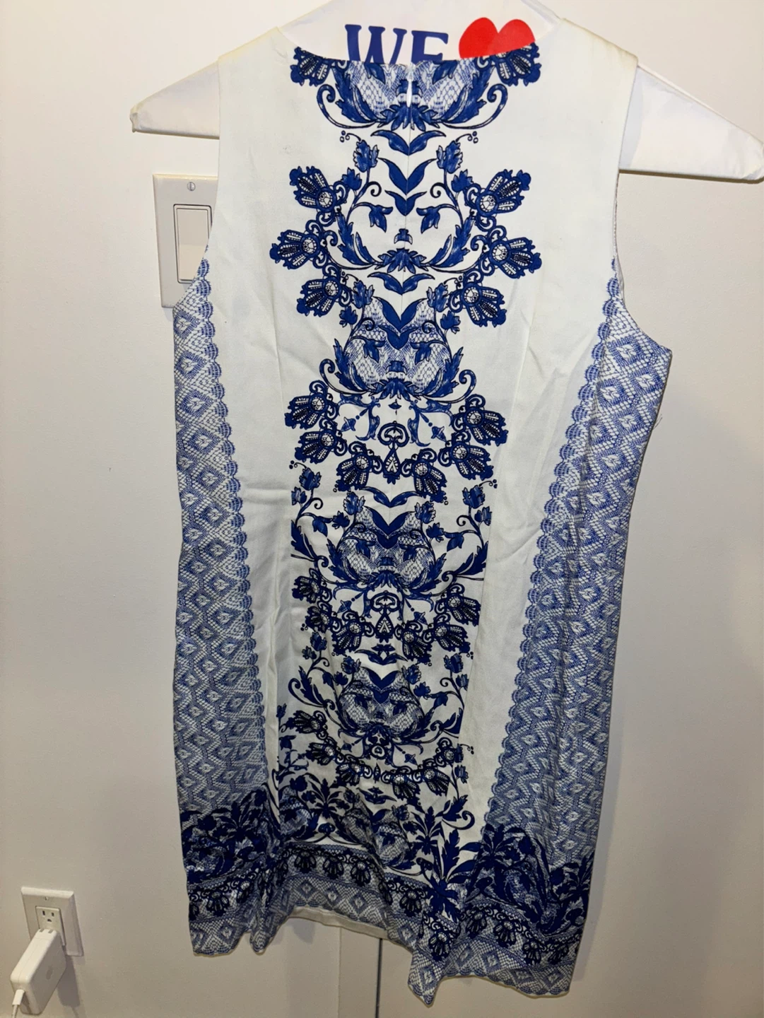 London Times White Dress w Blue Floral Sleeveless Sz US 4 - photo 2