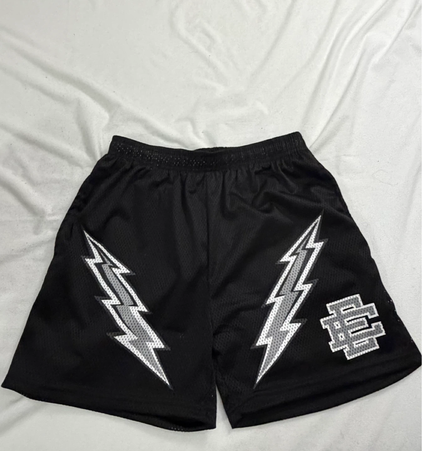 ee shorts