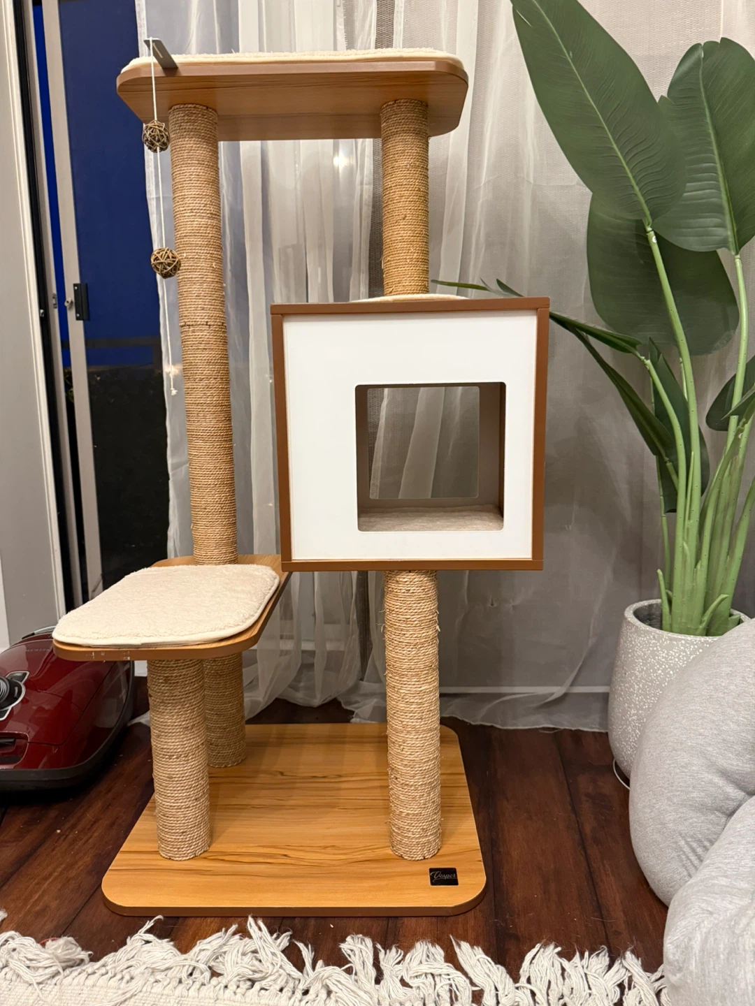 Catit Vesper High Base 122-cm Cat Tree, Walnut