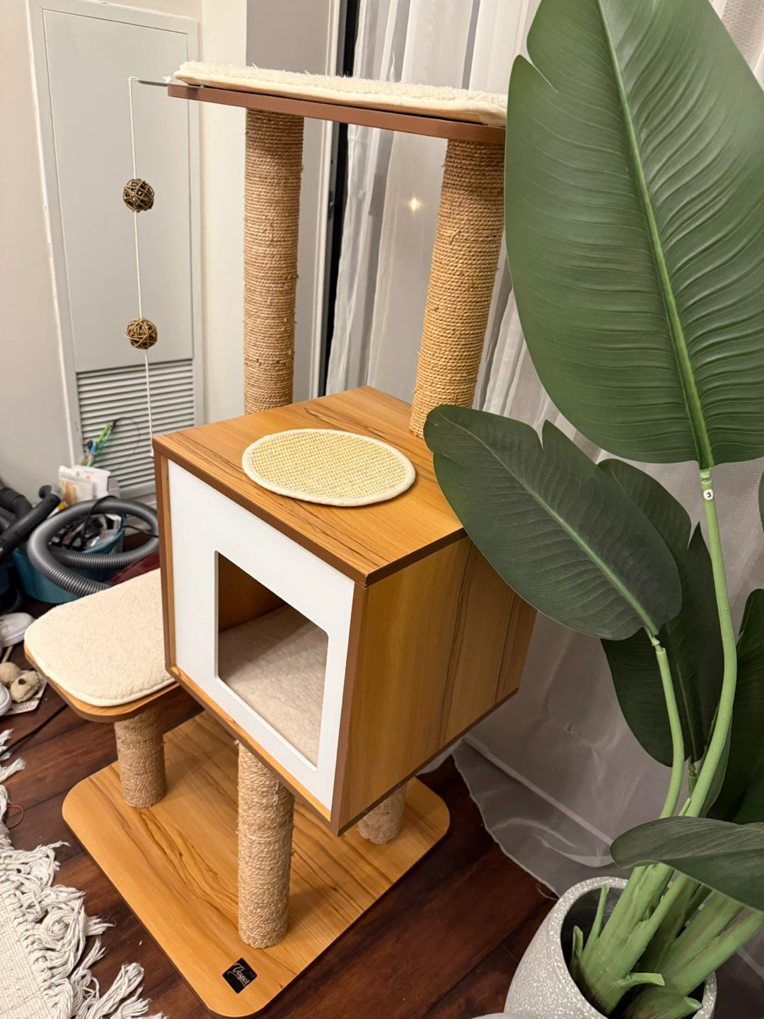 Catit Vesper High Base 122-cm Cat Tree, Walnut - photo 4