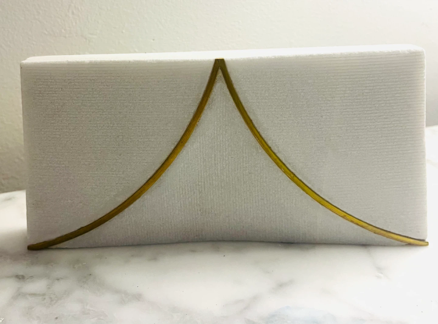 Carved Quartz with Gold Inlay - photo 3