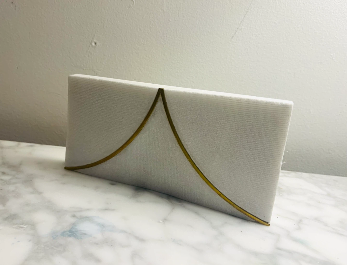 Carved Quartz with Gold Inlay - photo 2