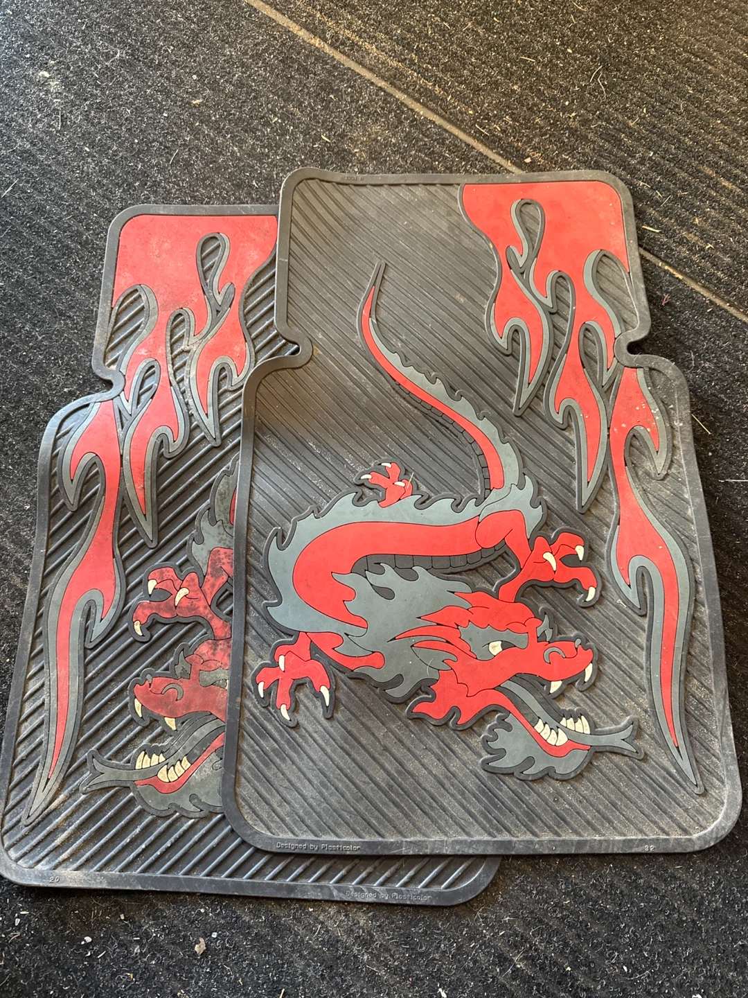 Plasticolor Dragon Flame Floor Mats (Set of 2)