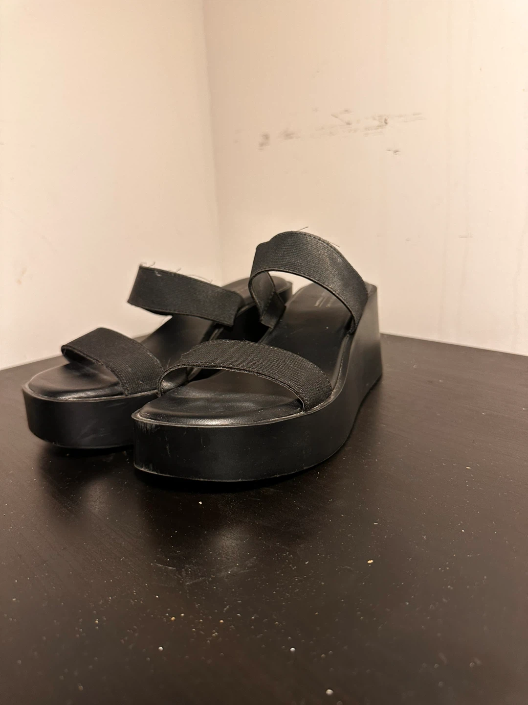Black Wedge Platform Sandals - photo 3