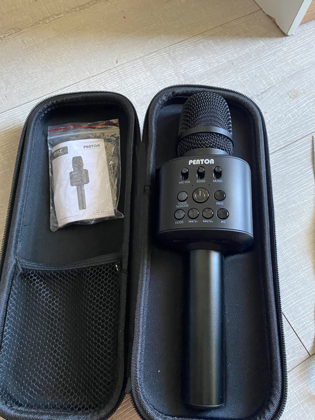 Penton Karaoke Microphone with Case