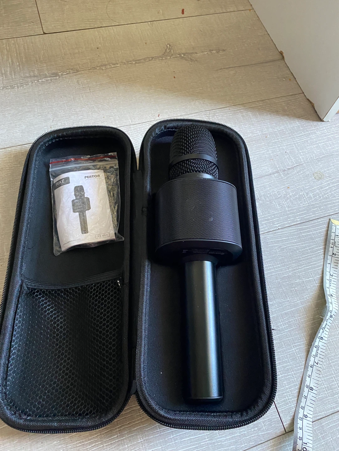 Penton Karaoke Microphone with Case - photo 5
