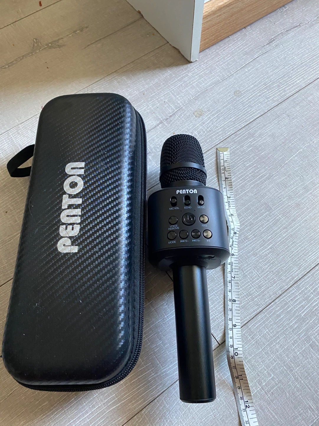 Penton Karaoke Microphone with Case - photo 3