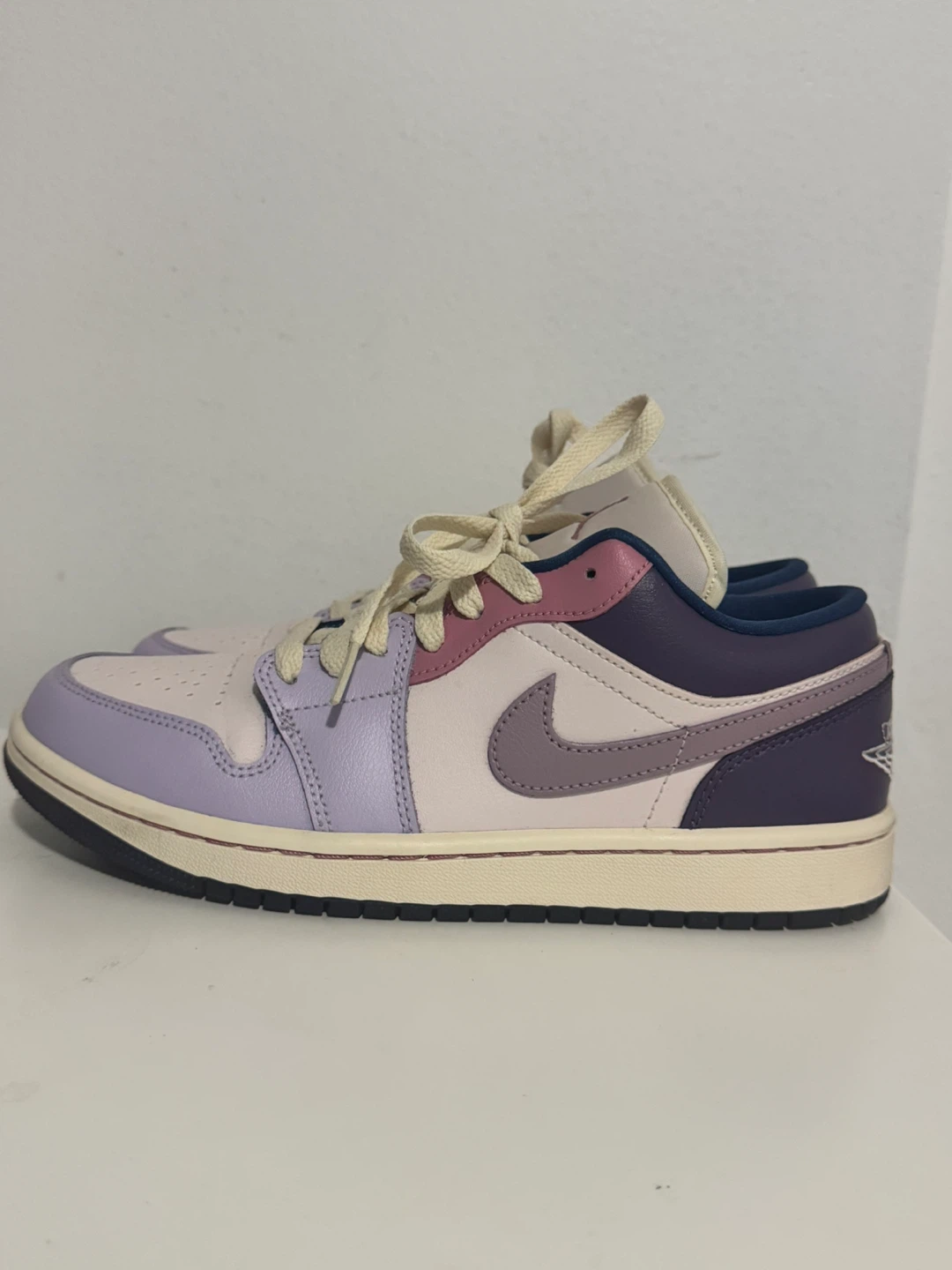 Womens Jordan 1 low ‘Pastel Plum’ (8US womens)