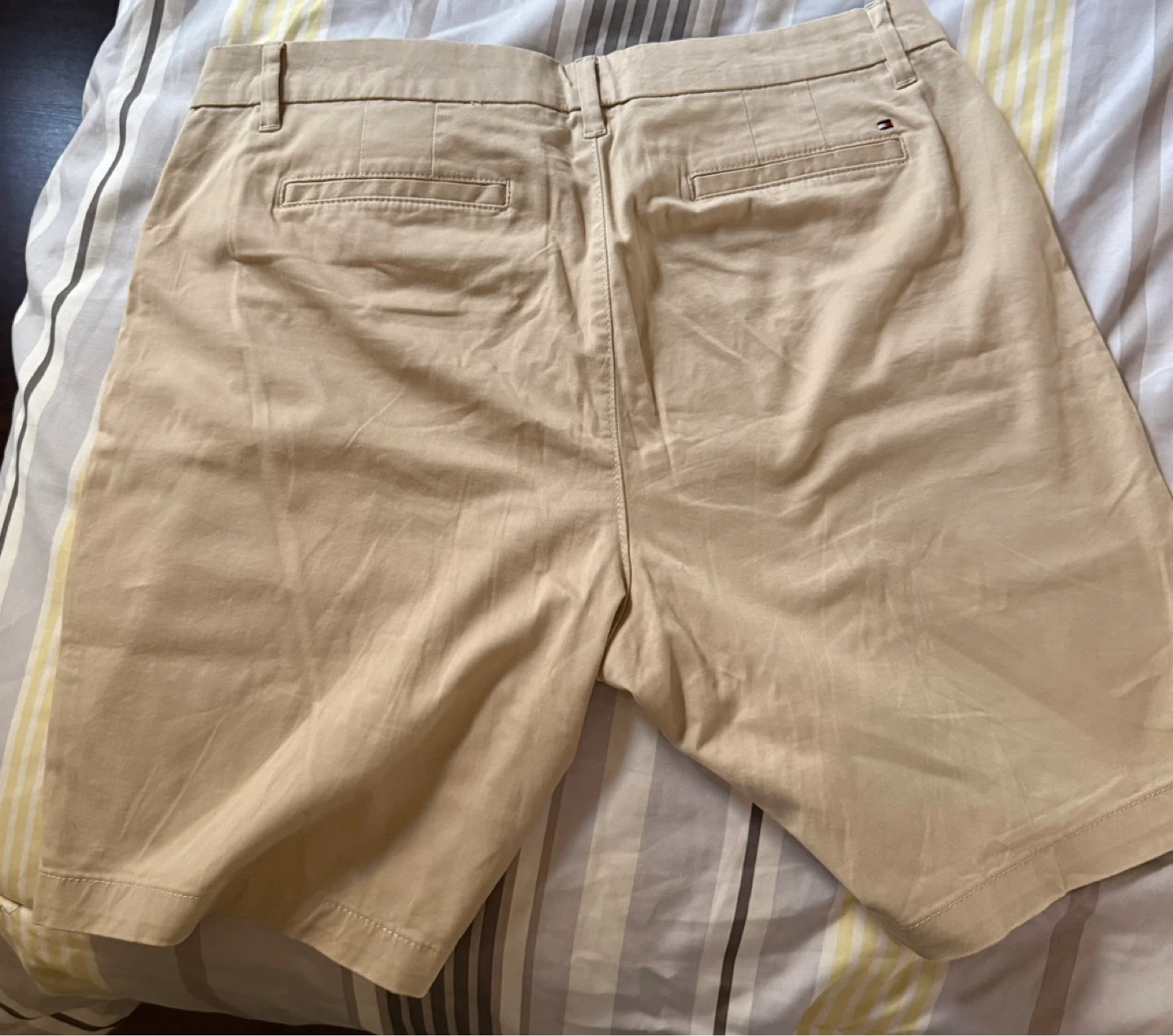 Tommy Hilfiger Khaki Shorts Size 14 - photo 3