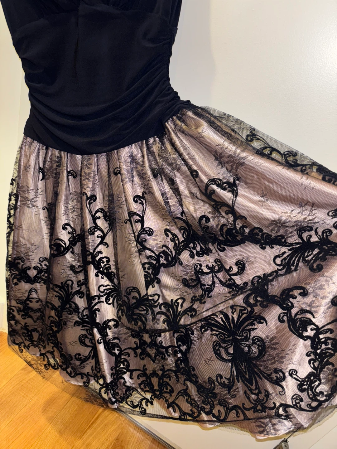 S.L. Fashions Black & Nude Lace Party Dress Sz 6 - photo 2