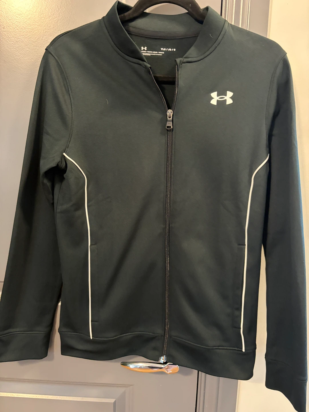 Boys Under Armour warm up pennant Jacket - large fits 14-16 - photo 2