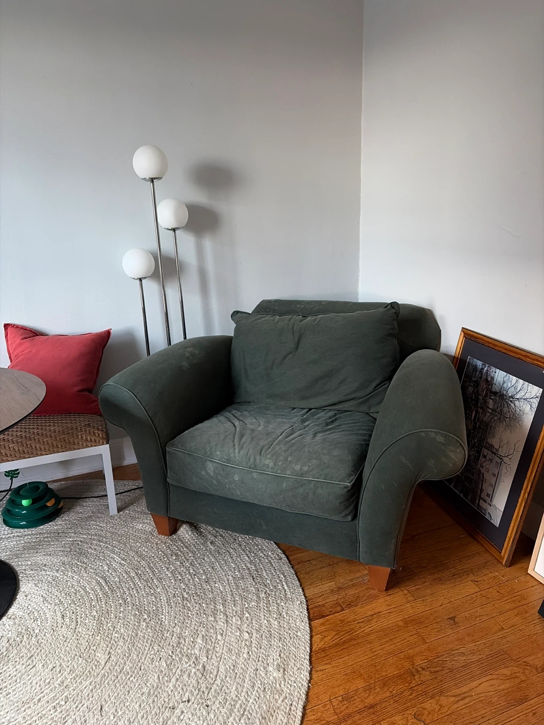 Free Large Green Chair
