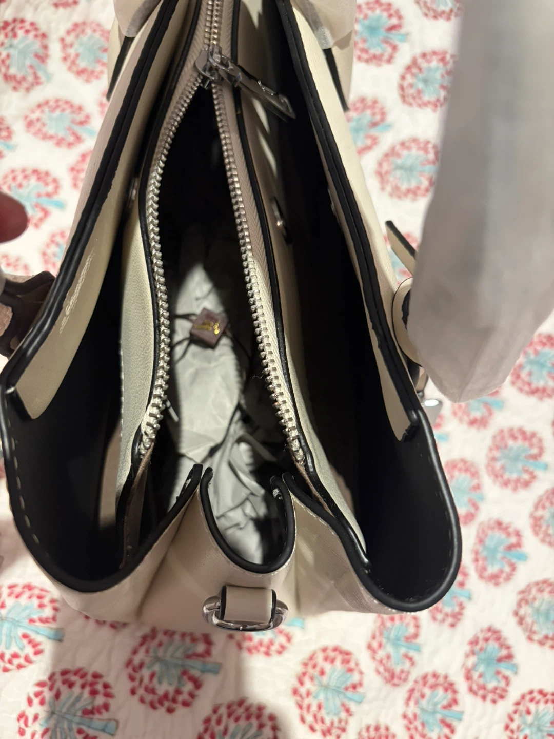 👜 NEW Elegant Cream Leather Crossbody and Tote Bag - photo 5