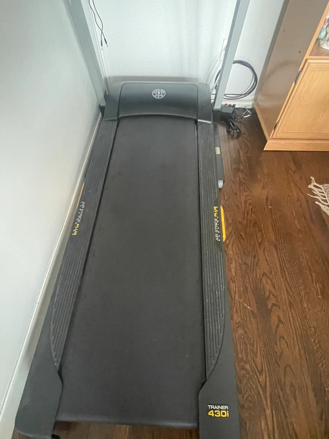 Golds gym treadmill - photo 2
