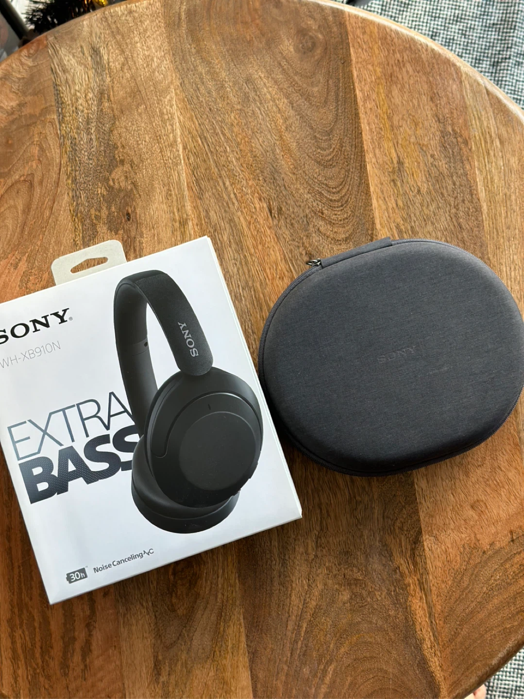 Sony WH-XB910N Noise Cancelling Headphones - photo 3
