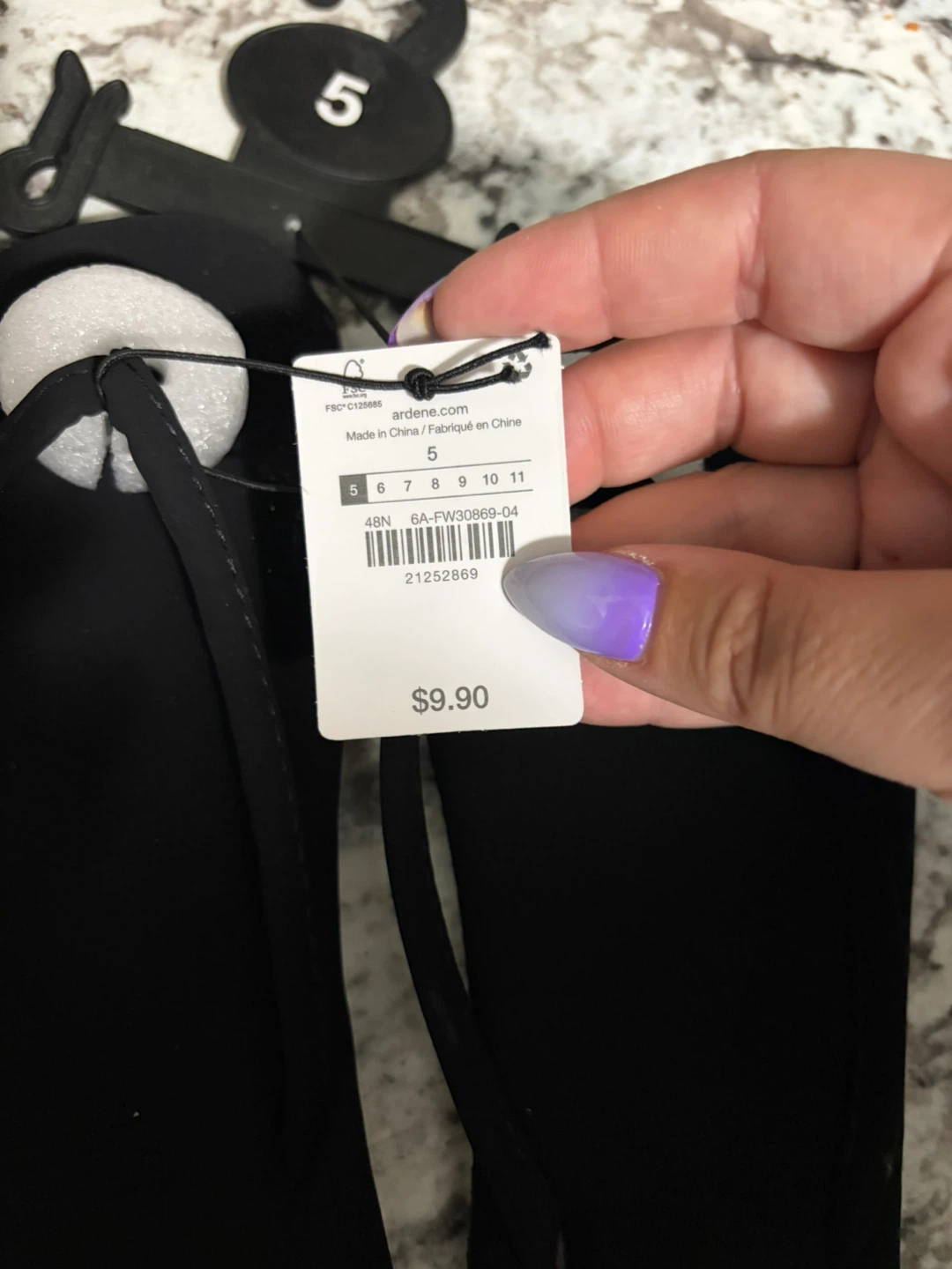 Ardene Black Flip Flops - photo 3