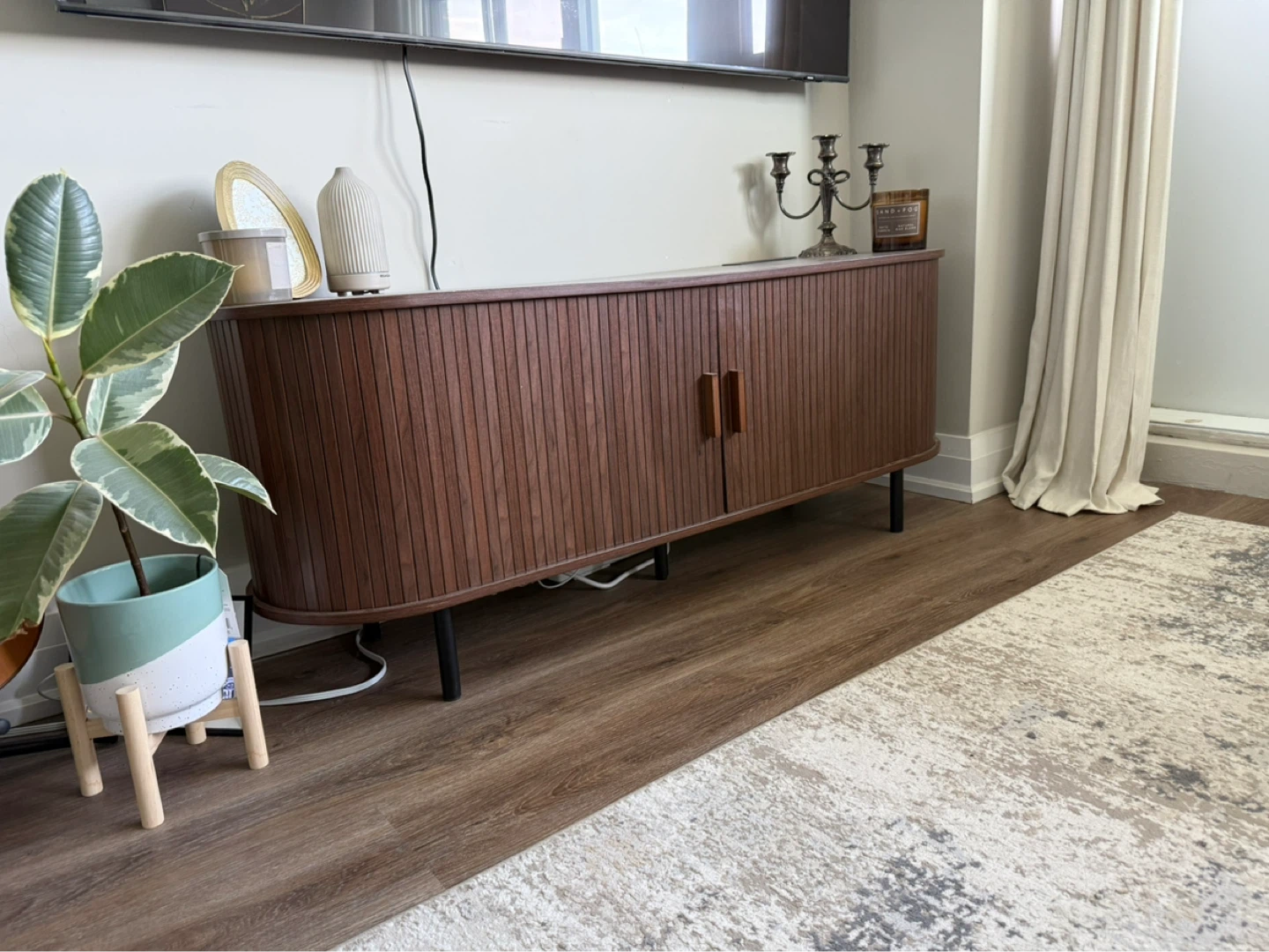 Modern TV Stand / Media Console