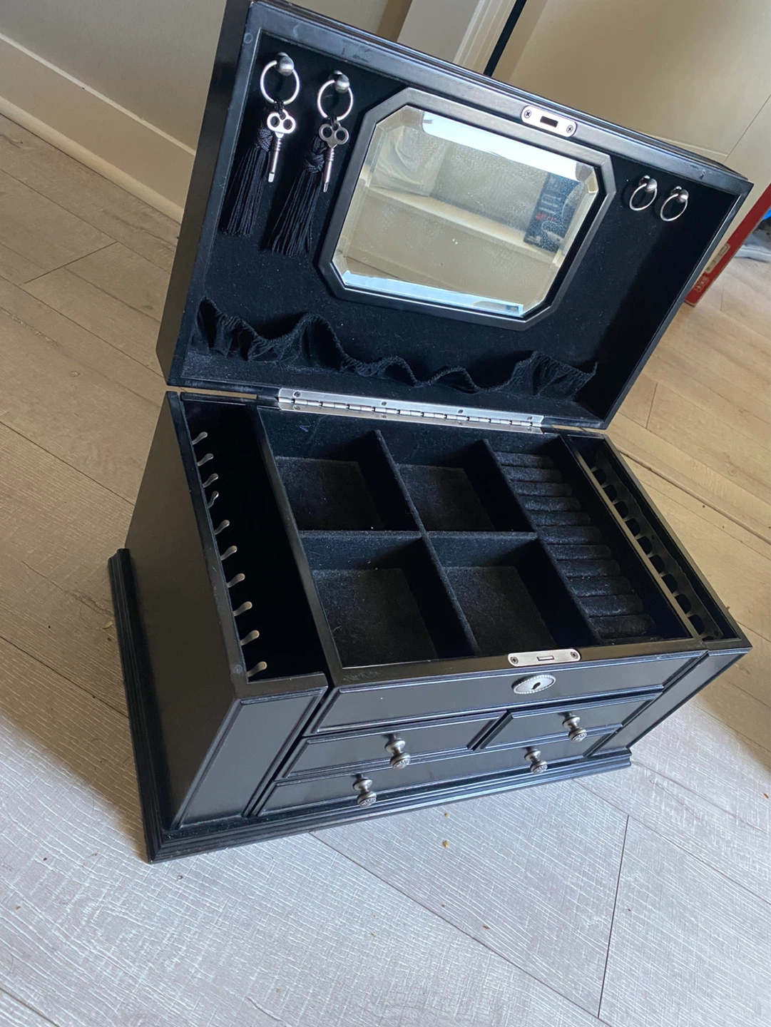 Black Jewellery Box with Mirror and Drawers - photo 4