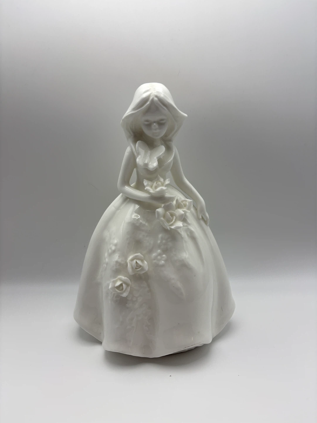 Vintage Ceramic Figurine - Lady with Flowers