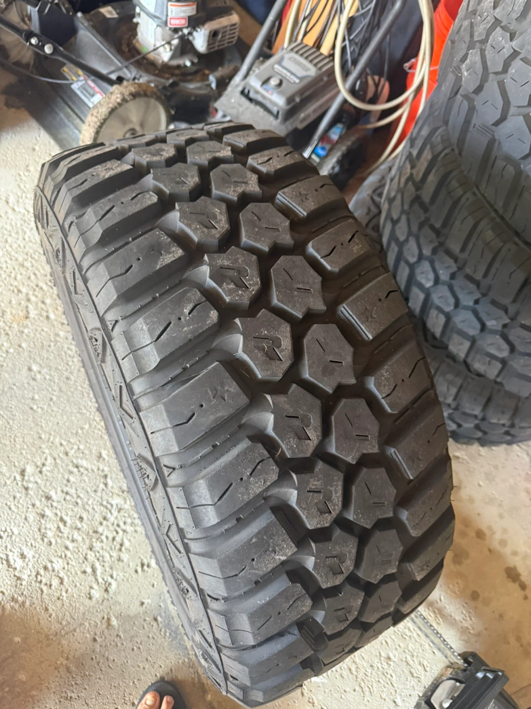 Fuel Off-Road Gripper M/T Tires with RBP Wheels - Set of 4 - photo 5