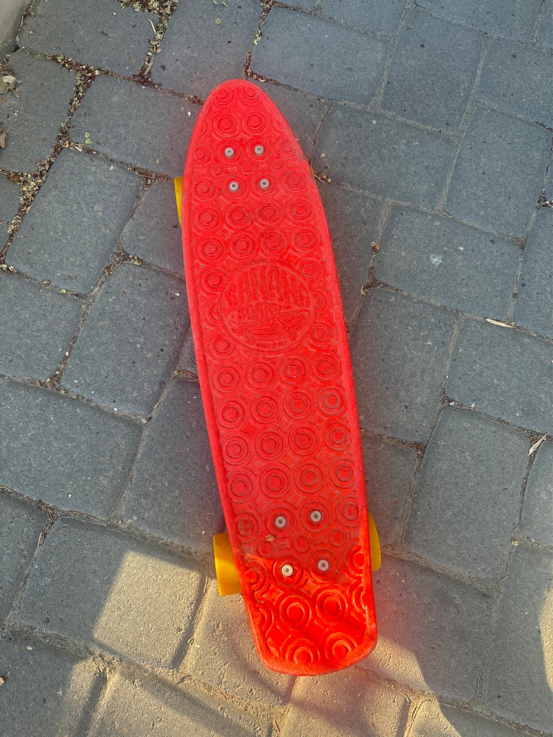Banana Board Skateboard - Red