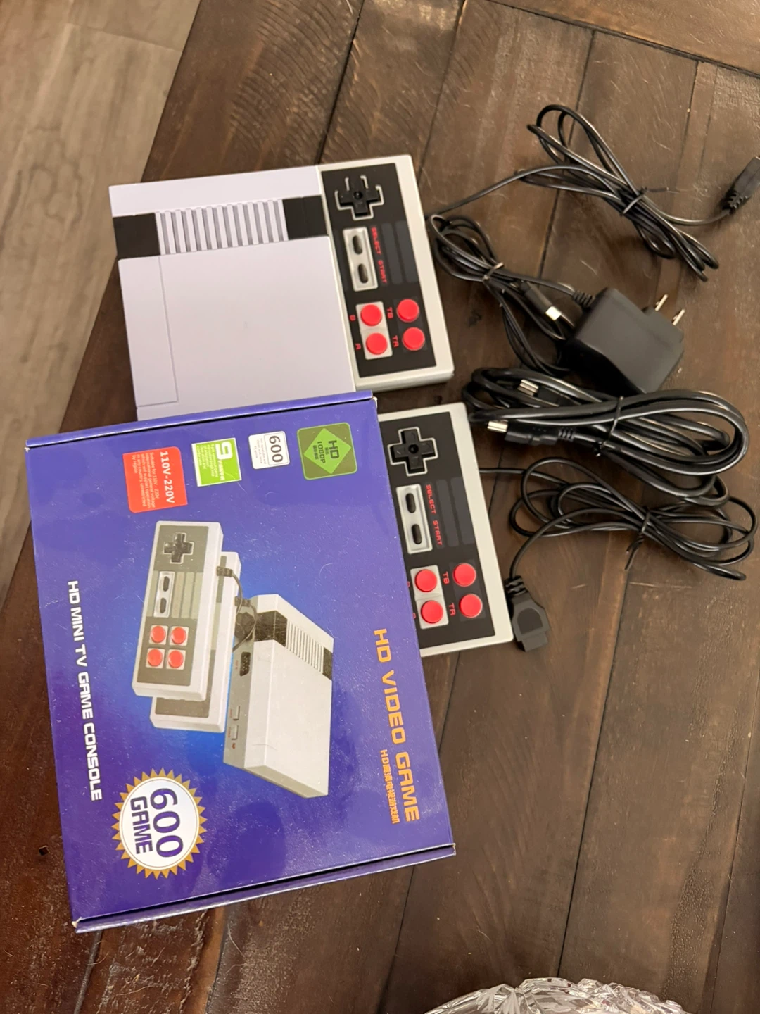 Luck GGBen Retro Game Console with 621 Games