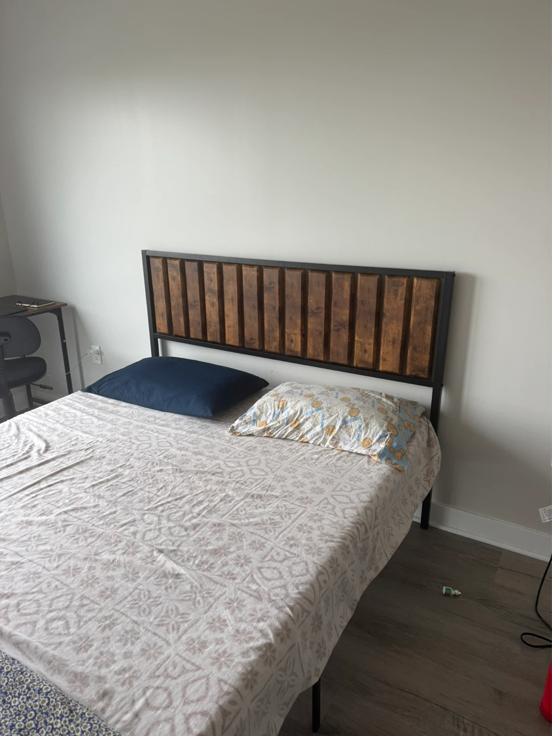 Queen Size Metal Bed Frame with Headboard and Mattress - photo 2