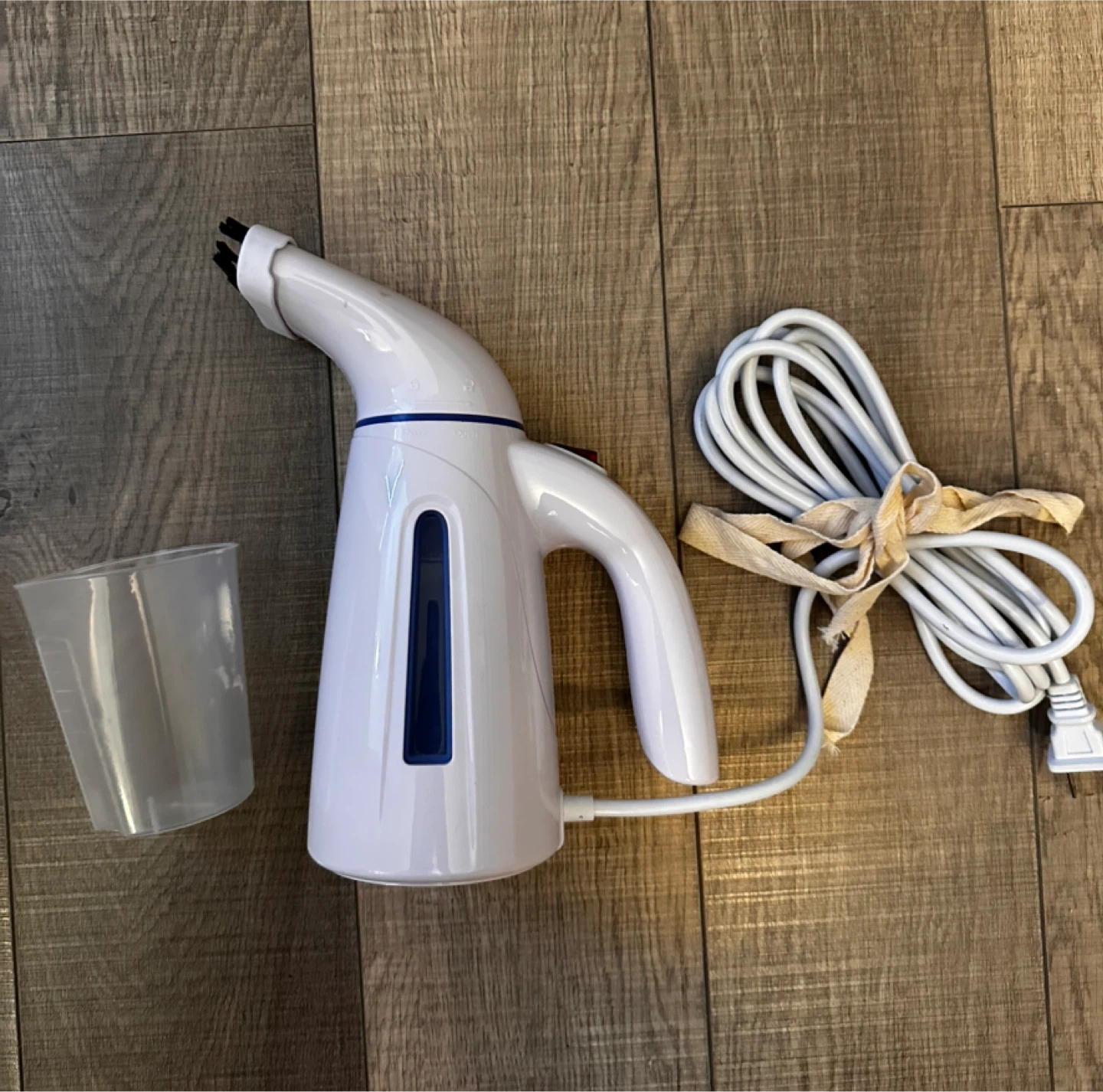 Handheld Garment Steamer with Measuring Cup
