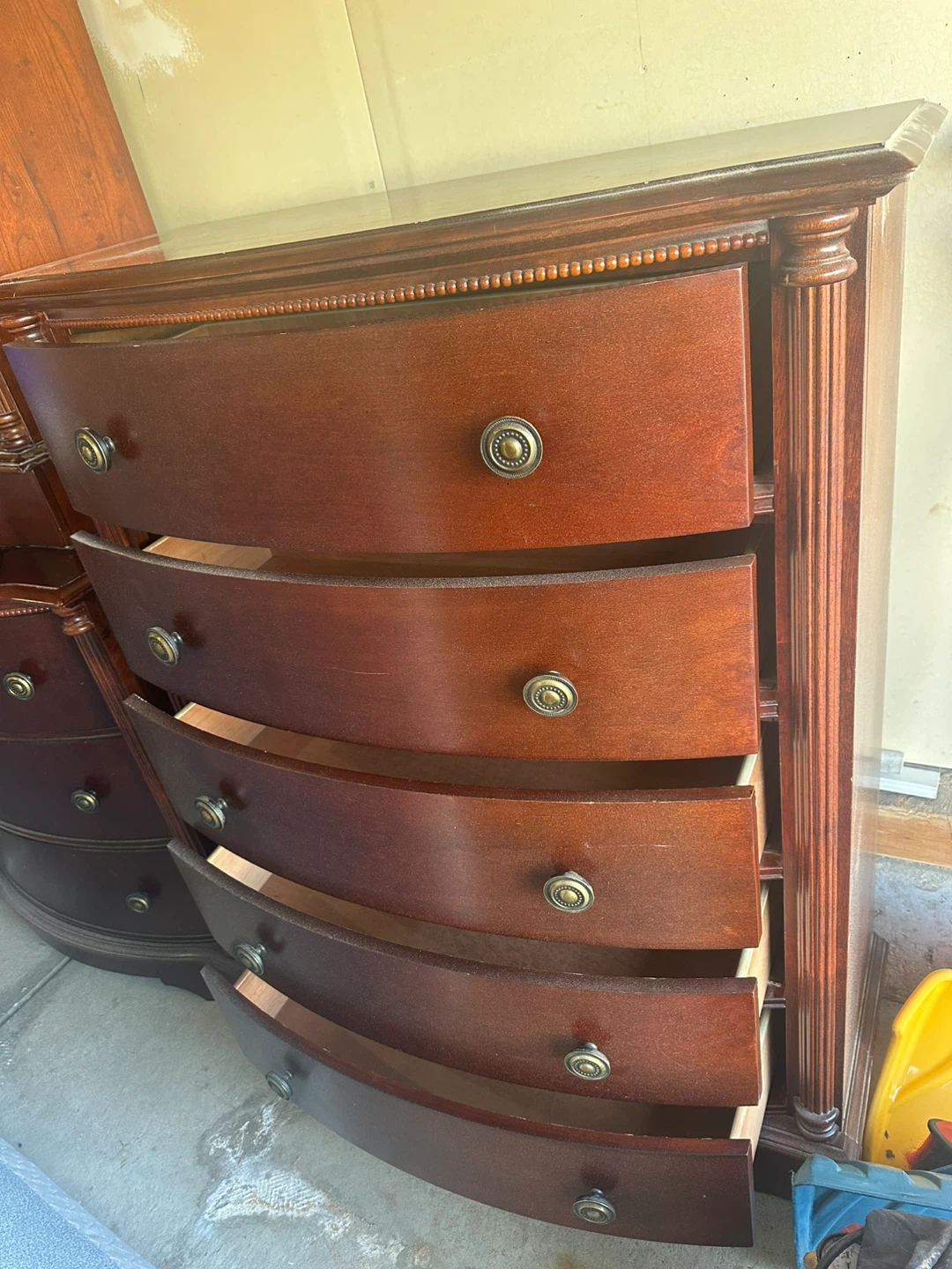 Dark Wood Bedroom Set - Dresser and Headboard (king size) - photo 3