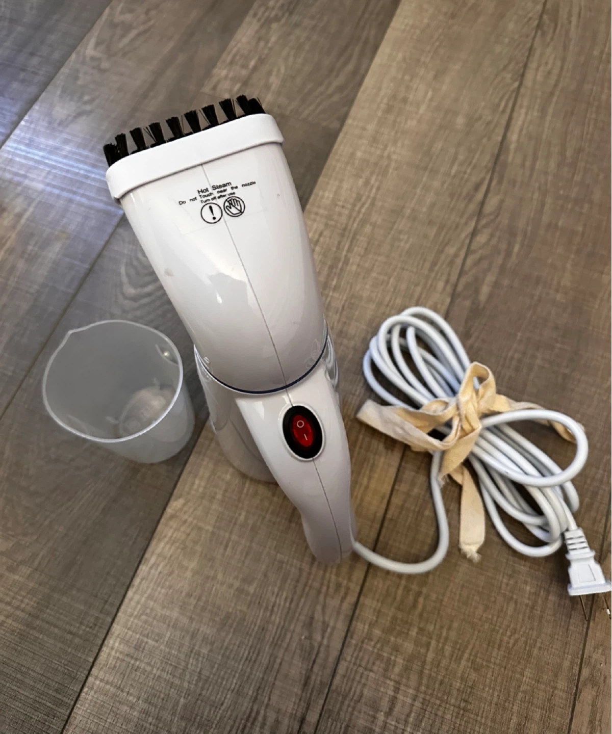 Handheld Garment Steamer with Measuring Cup - photo 4