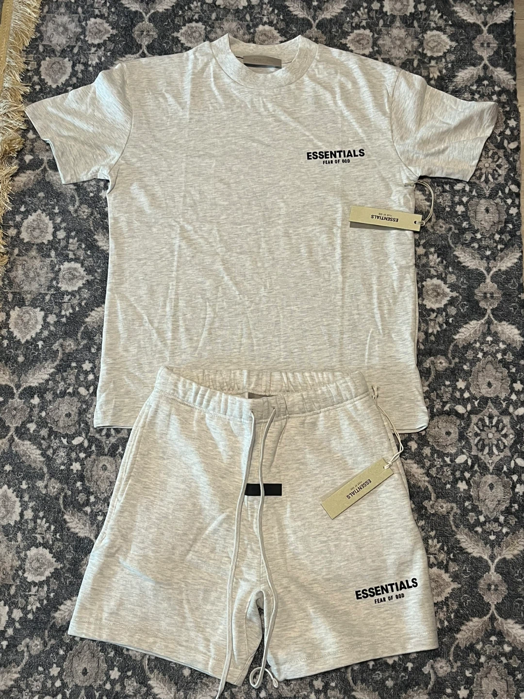 ESSENTIALS Fear of God T-Shirt and Shorts Set
