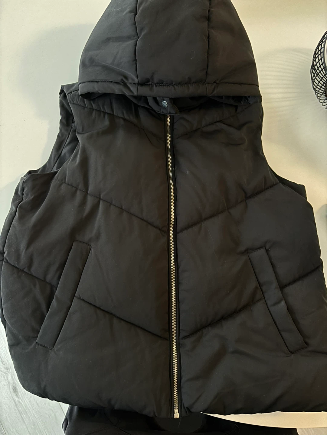 Black vest - photo 2