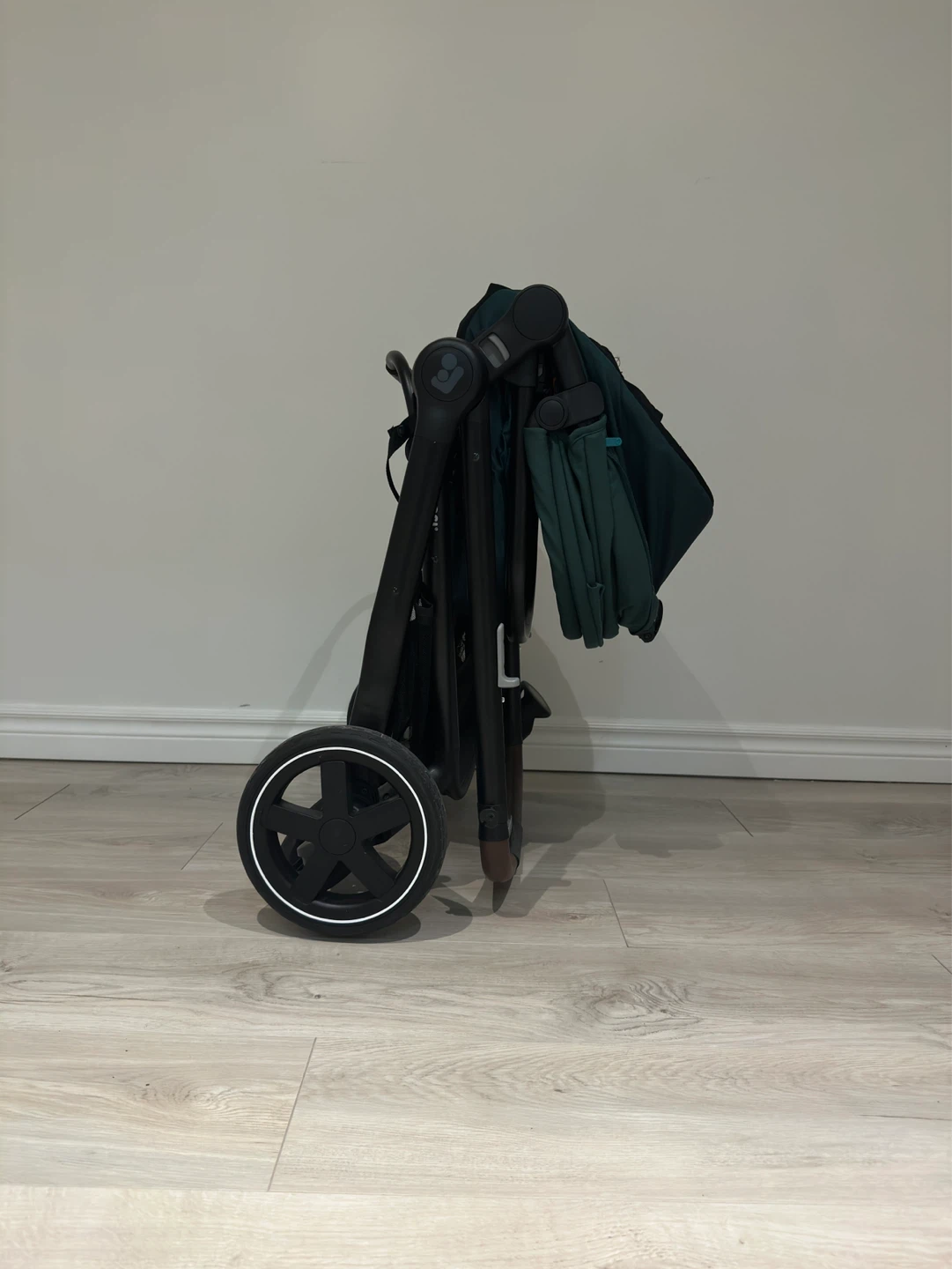 Maxi-Cosi Stroller and Car Seat Combo - photo 3