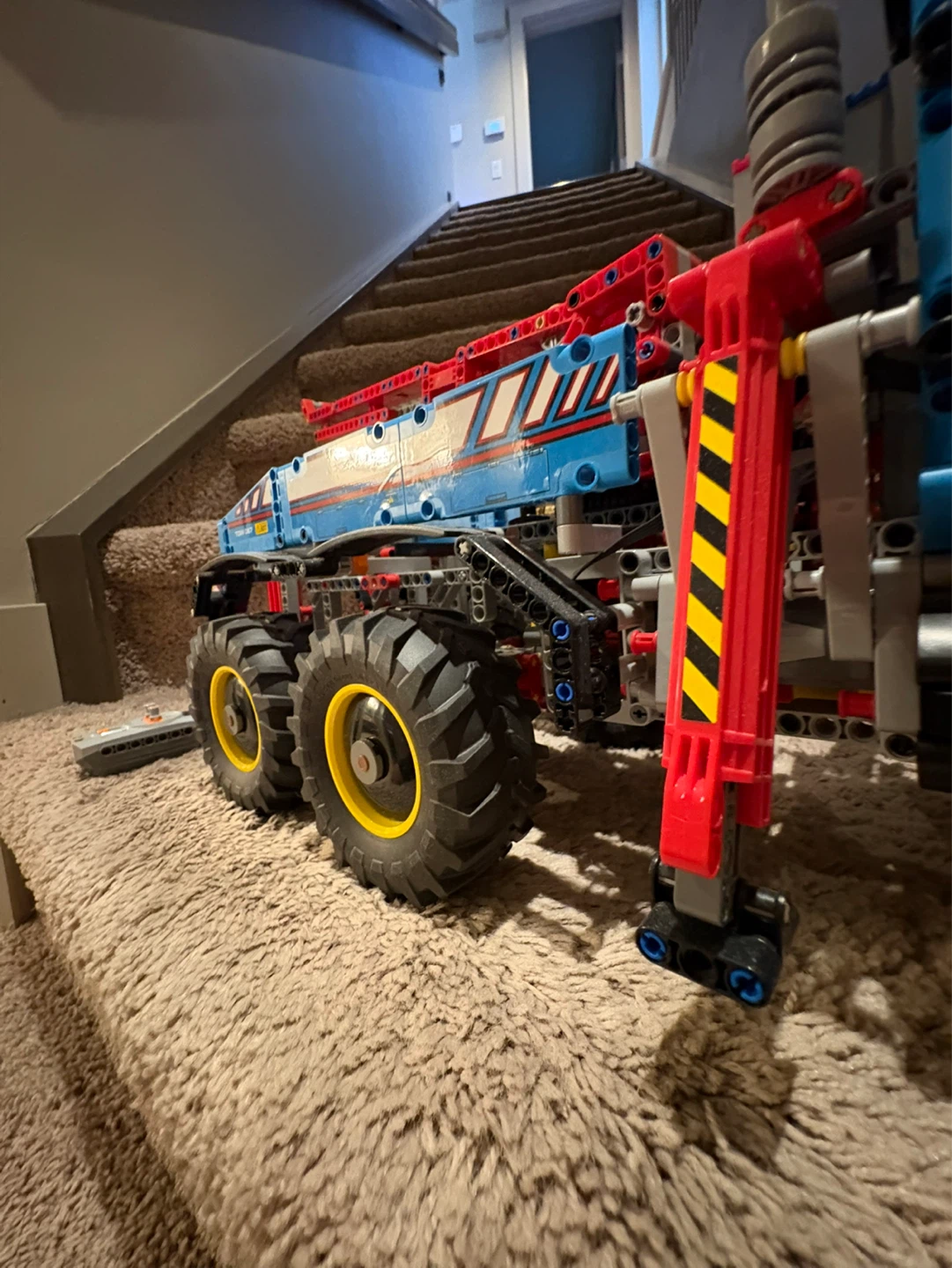 LEGO TECHNIC 6x6 Tow Truck - photo 4