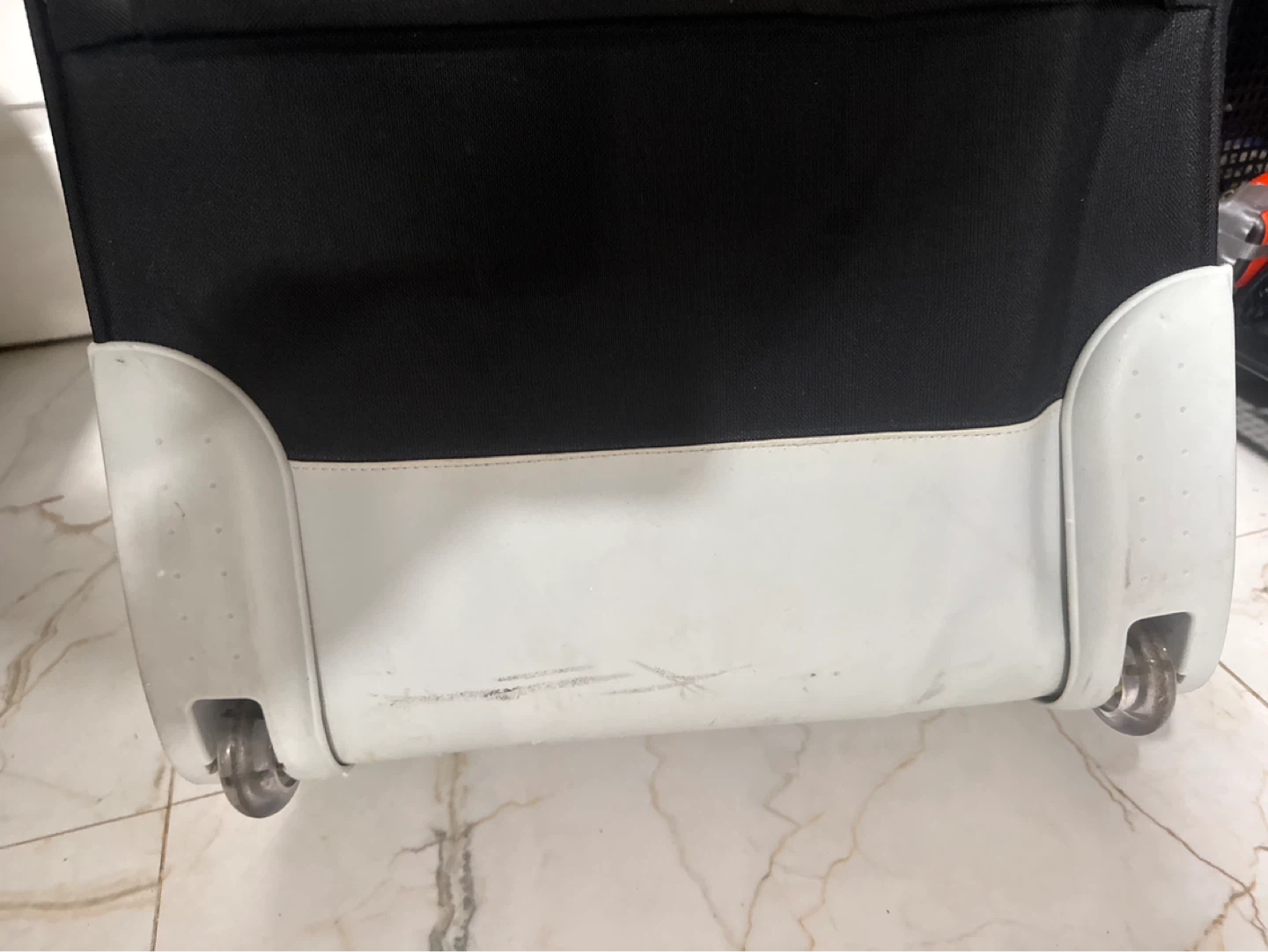 Gabbiano Black Rolling Suitcase - photo 5